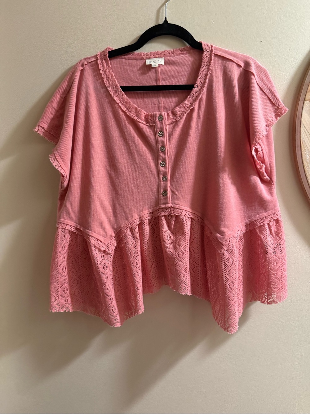 POL Rose-Pink Lace Peplum Short Sleeve Top